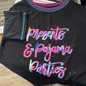 Black sleep shirt